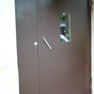 Laiptinės durys (6)